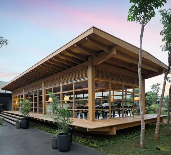 prefab-wooden-bar-restaurant